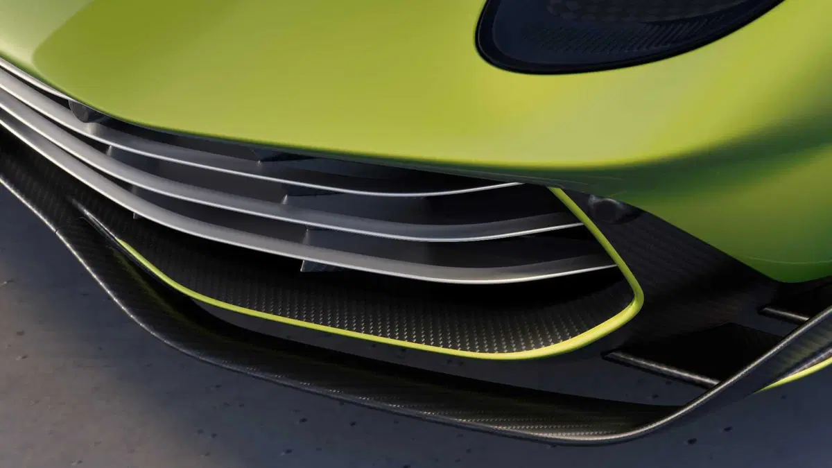 Aston Martin Valhalla: la supercar ibrida da 1.079 Cv e 1.100 Nm (20)