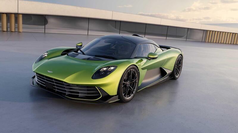 Aston Martin Valhalla: la supercar ibrida da 1.079 Cv e 1.100 Nm