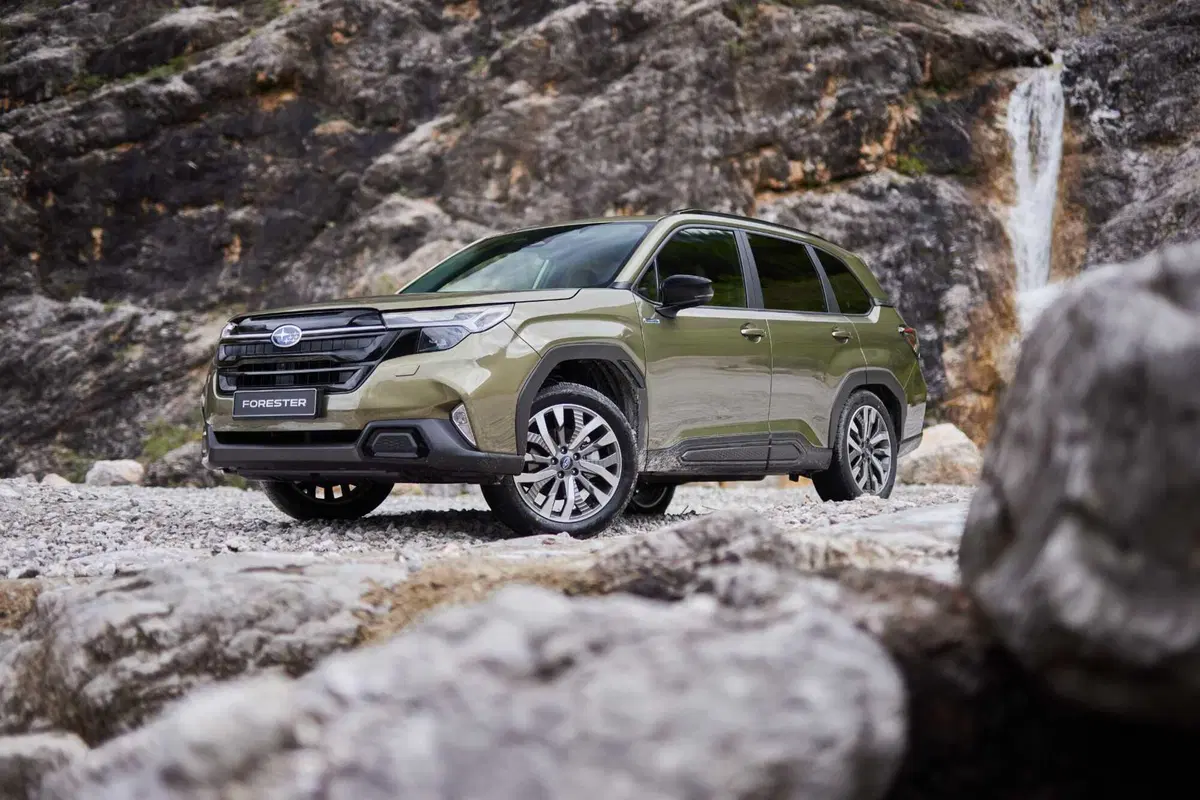 Subaru Forester, la guida della full hybrid da 41.950 euro più incentivo [VIDEO] (4)
