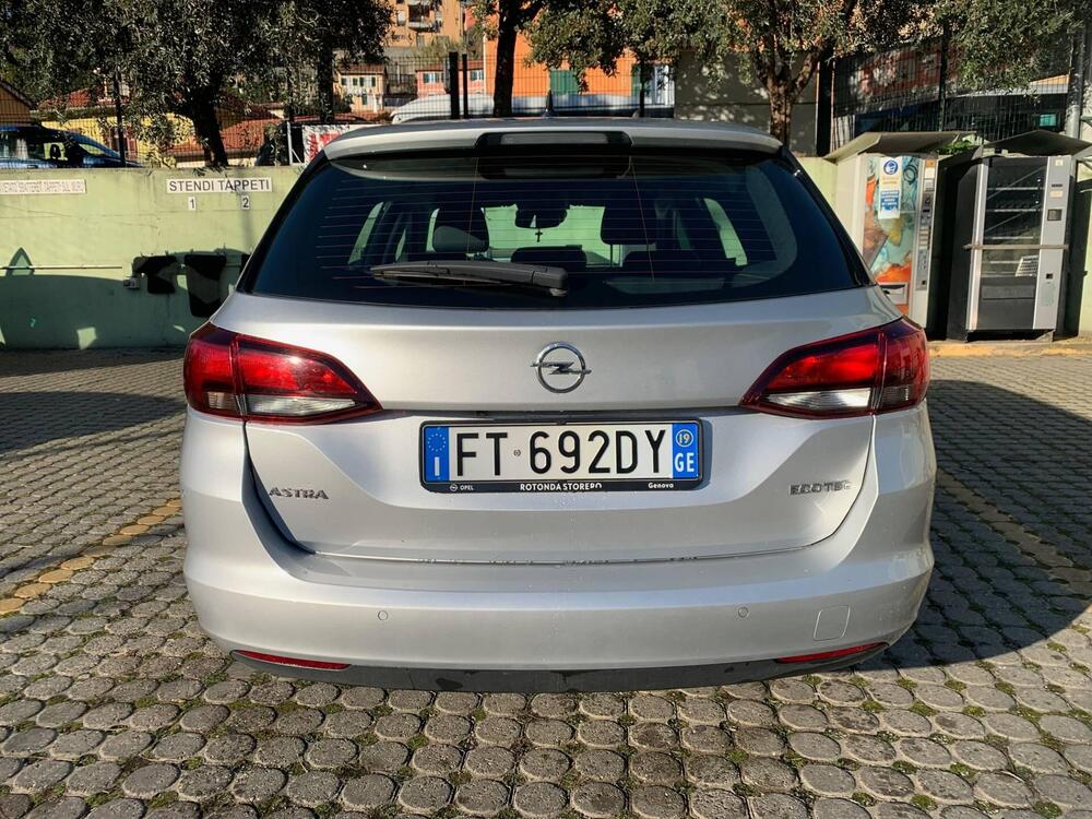 Opel Astra Station Wagon usata a Genova (7)