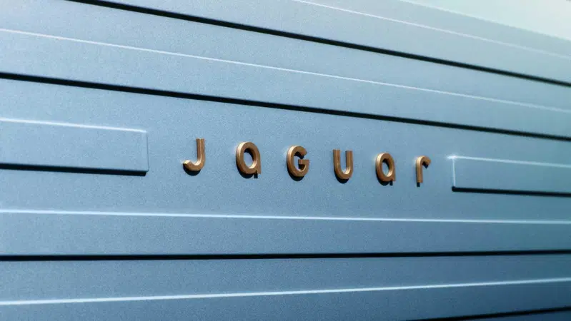 Curiosit&agrave; e un po' di ironia sul nome della nuova Jaguar: i tedeschi ci scherzano sopra, il nome da noi significa altro 