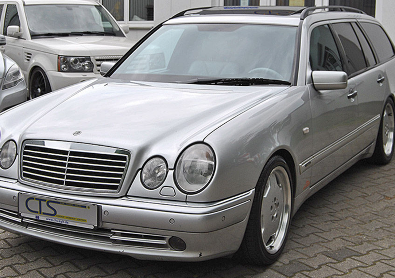 In vendita una Mercedes E55 AMG appartenuta a Schumacher