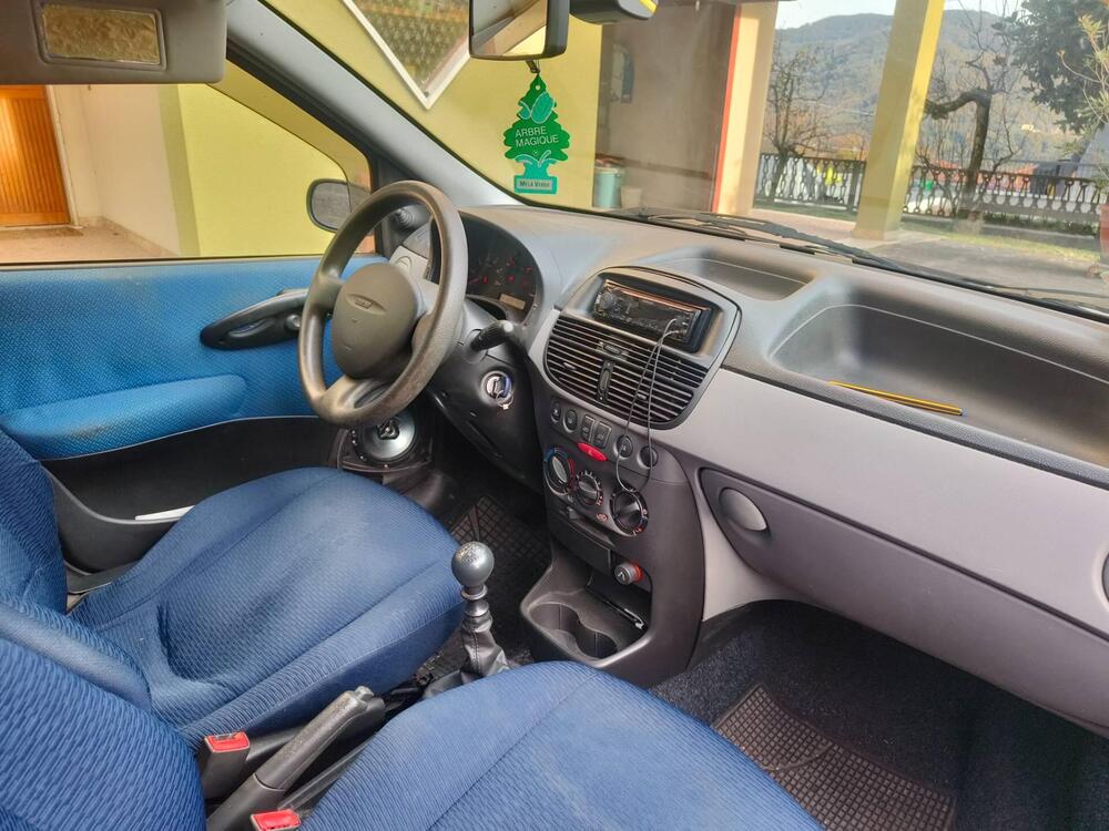 Fiat Punto usata a Vicenza (9)