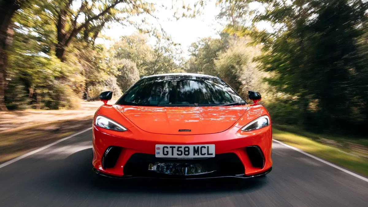 McLaren GTS  (2023-->>) (4)