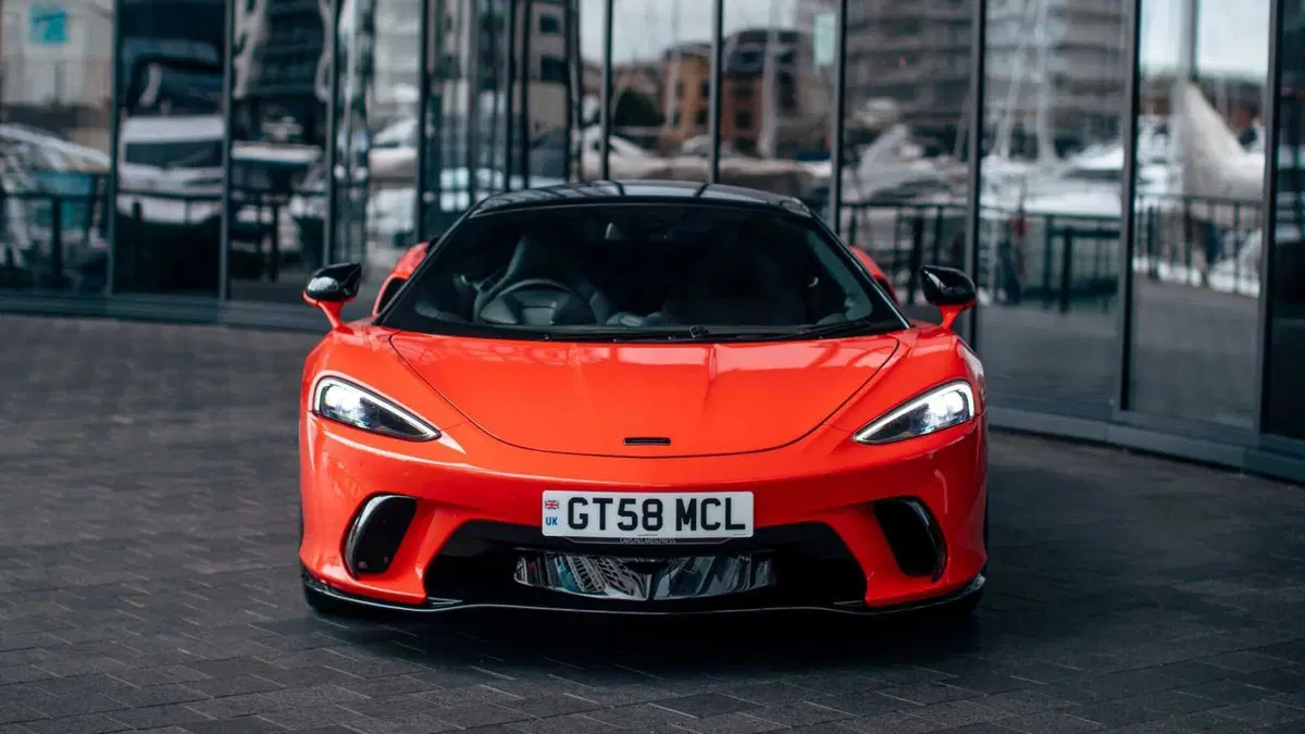 McLaren GTS  (2023-->>) (12)