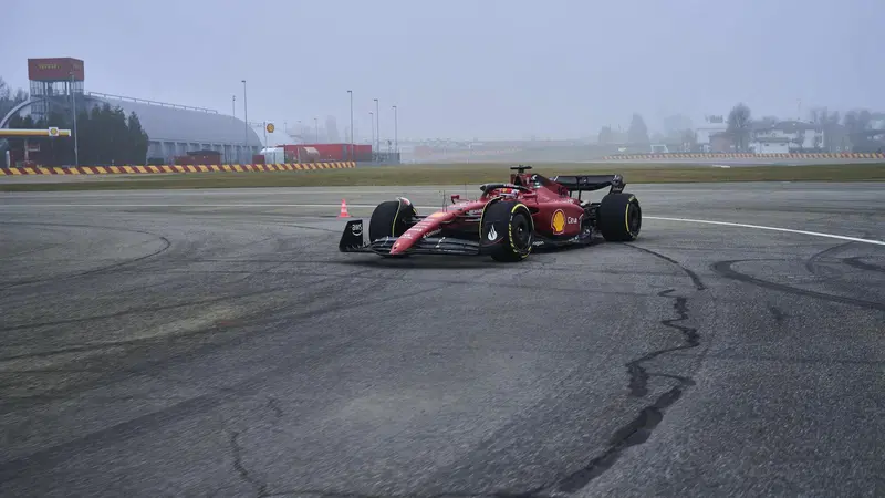 F1. La Ferrari "677" verr&agrave; presentata a Maranello il 19 febbraio, ma Hamilton quando debutter&agrave; a Fiorano?