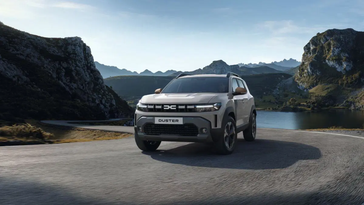 Nuova Dacia Duster 2024: motorizzazioni, allestimenti, optional e prezzi. Guida all’acquisto (4)