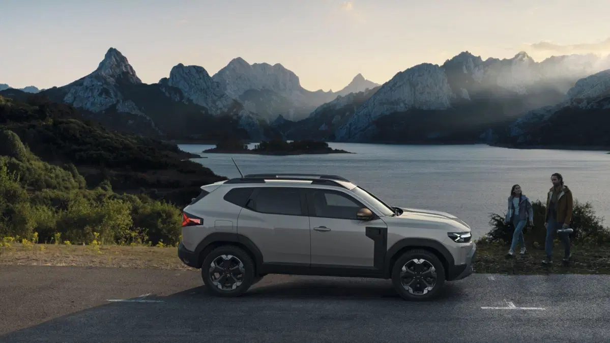 Nuova Dacia Duster 2024: motorizzazioni, allestimenti, optional e prezzi. Guida all’acquisto (5)
