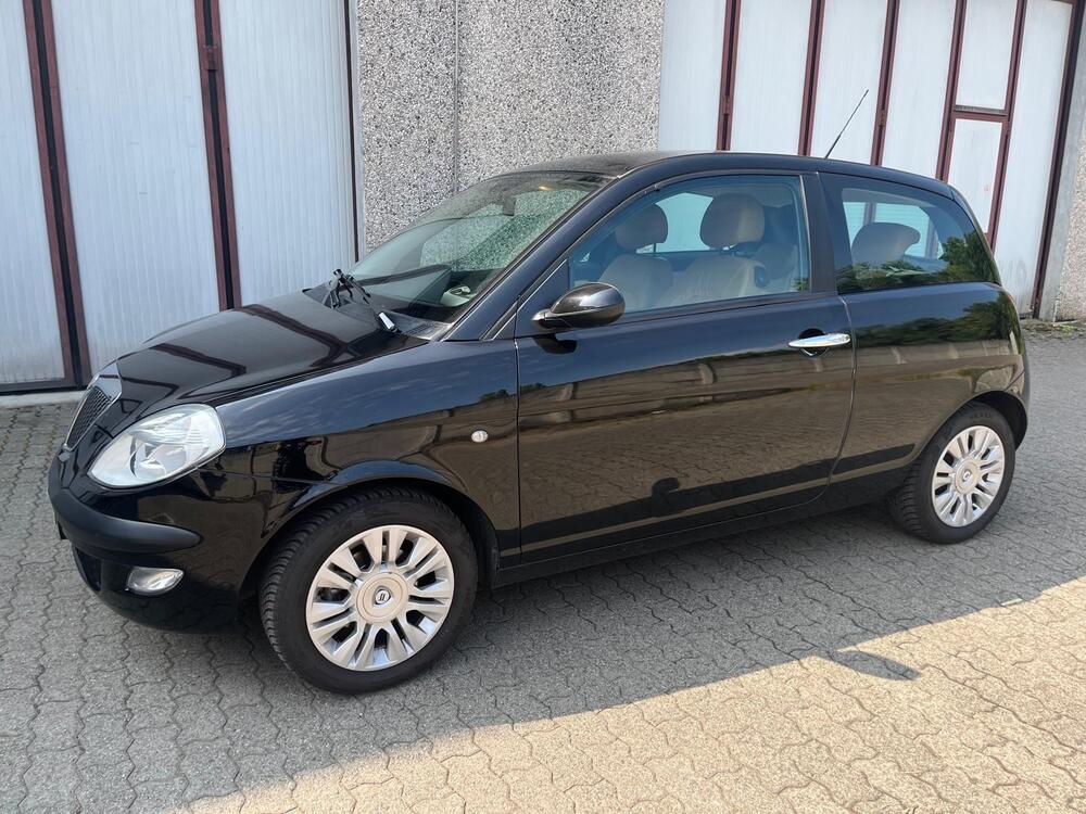 Lancia Ypsilon usata a Monza e Brianza (4)