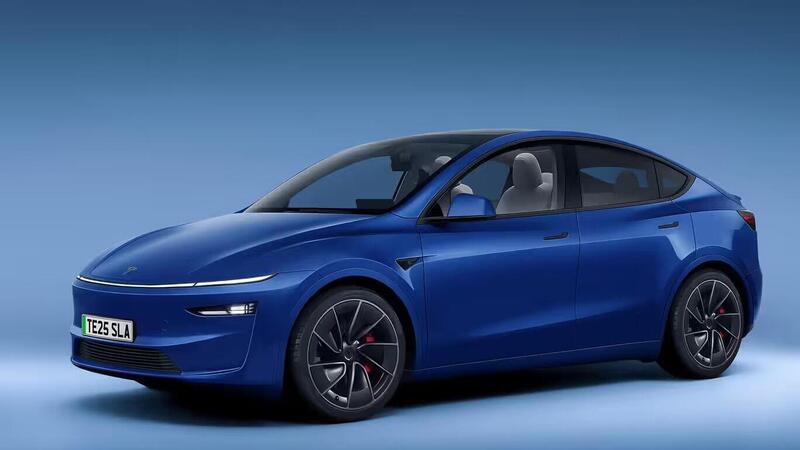 Tesla Model Y 2025: a Shanghai inizia la produzione, quando arriva in Europa? 