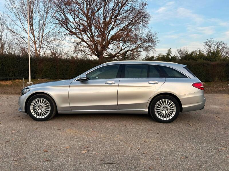 Mercedes-Benz Classe C Station Wagon 220 CDI BlueEFFICIENCY Executive  del 2017 usata a Vigevano