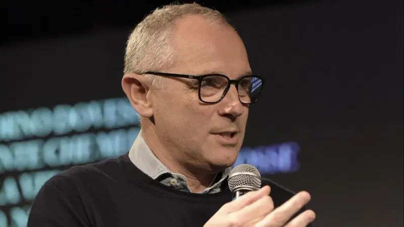 F1. Stefano Domenicali alza l'asticella per il 2025: "L'obiettivo &egrave; continuare a crescere, con Antonelli in Mercedes ed Hamilton in Ferrari gli ingredienti ci sono tutti"