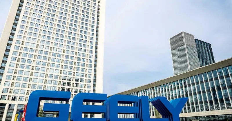 "Non puntate solo sull'elettrico": allarme dalla Cina, Geely ammonisce tutti