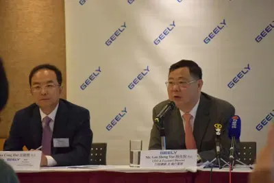 "Non puntate solo sull'elettrico": allarme dalla Cina, Geely ammonisce tutti