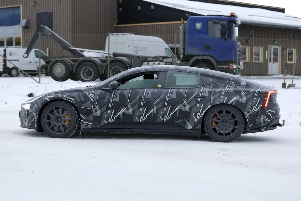 Polestar 5: l'elettrica che sfida Porsche Taycan e Tesla Model S [Foto Spia] (7)