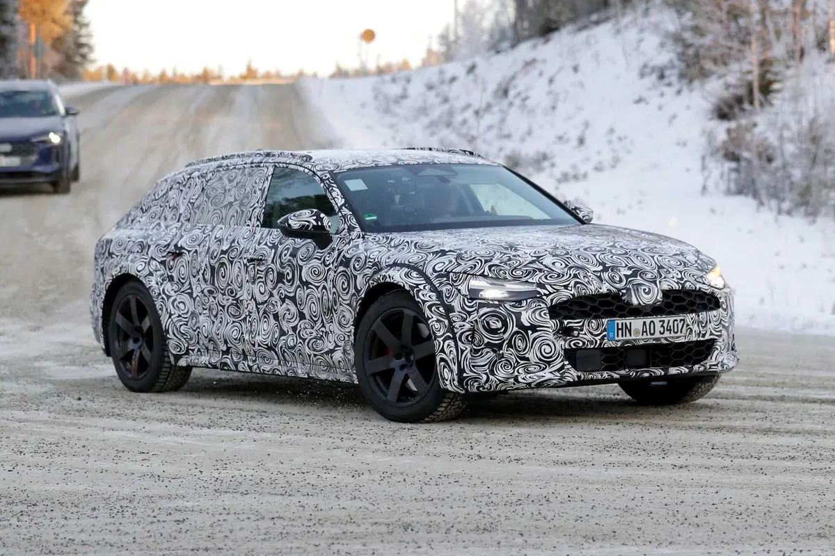Audi A7: ecco la nuova generazione vista da vicino [Foto Spia] (2)