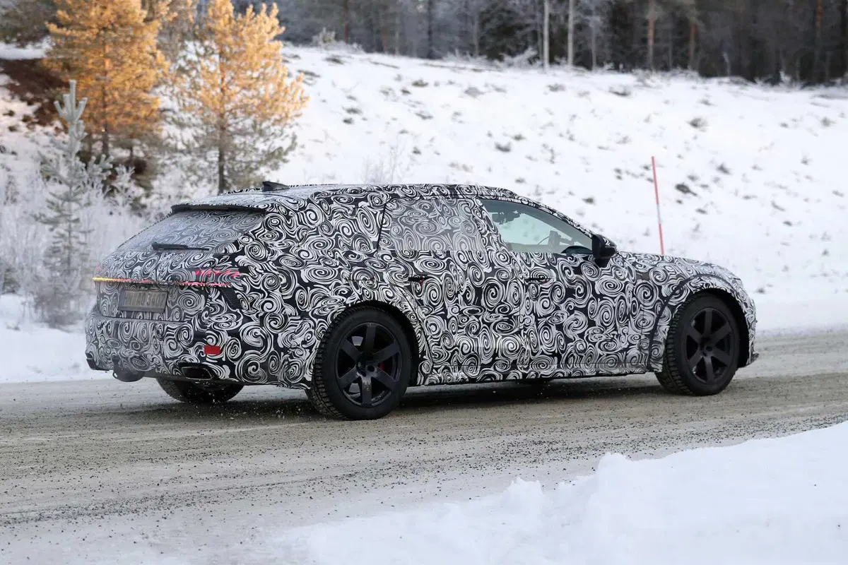 Audi A7: ecco la nuova generazione vista da vicino [Foto Spia] (5)