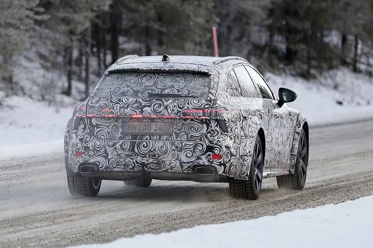 Audi A7: ecco la nuova generazione vista da vicino [Foto Spia] (8)