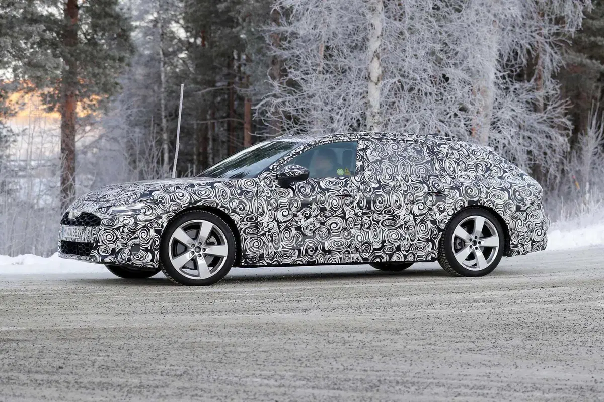 Audi A7: ecco la nuova generazione vista da vicino [Foto Spia] (11)