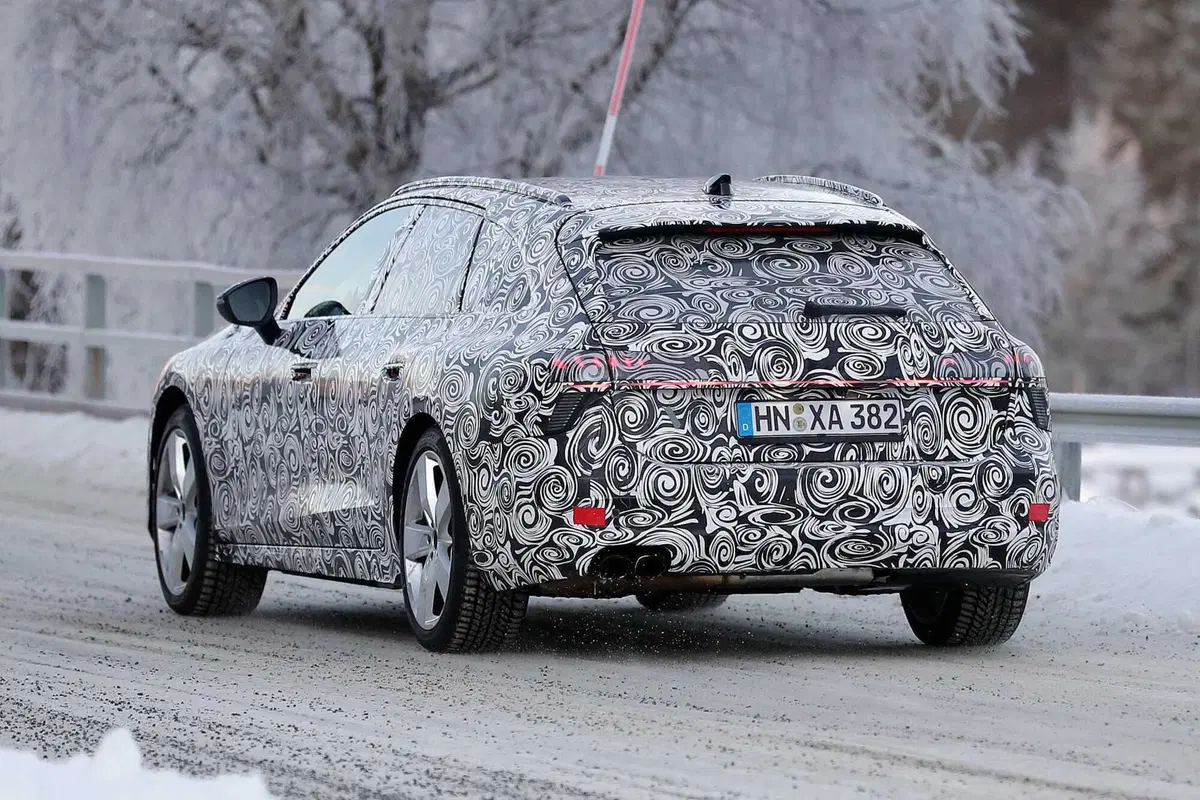 Audi A7: ecco la nuova generazione vista da vicino [Foto Spia] (16)