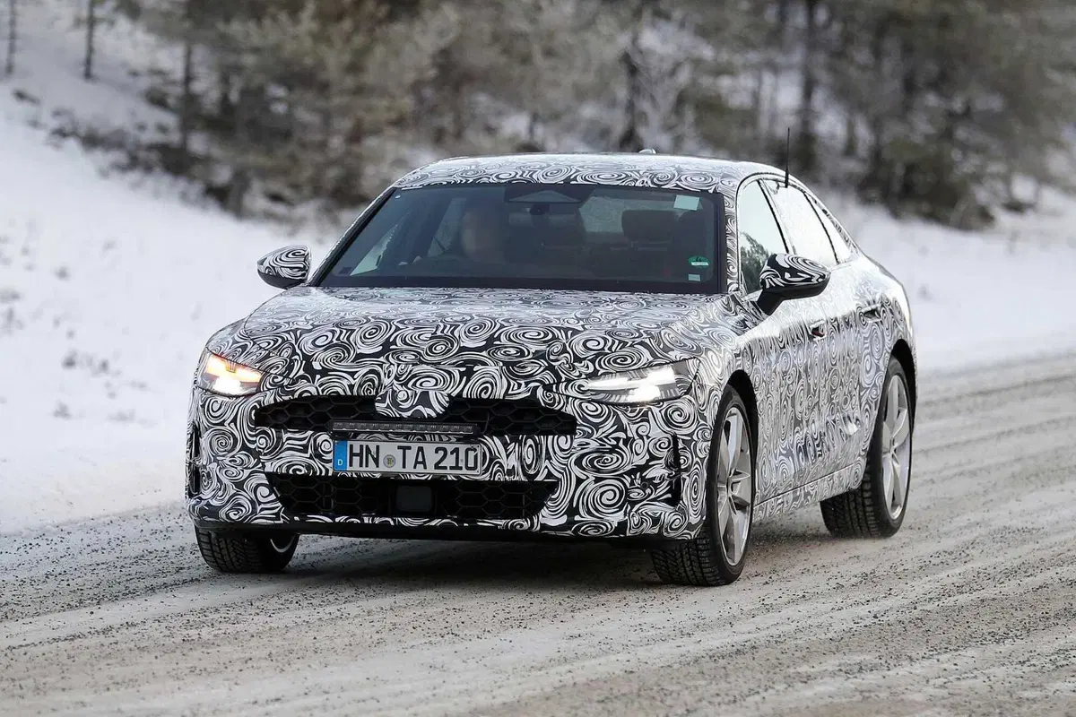 Audi A7: ecco la nuova generazione vista da vicino [Foto Spia] (17)