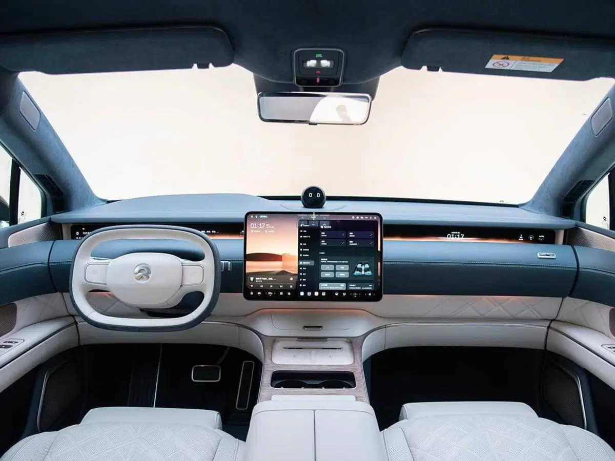 Non solo auto elettriche economiche, in Cina arrivano anche le vetture Premium: ecco la NIO ET9 (2)