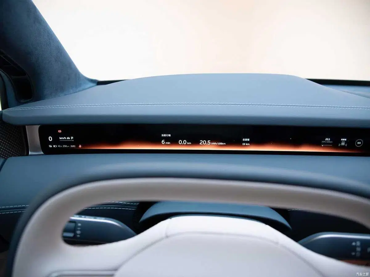 Non solo auto elettriche economiche, in Cina arrivano anche le vetture Premium: ecco la NIO ET9 (3)