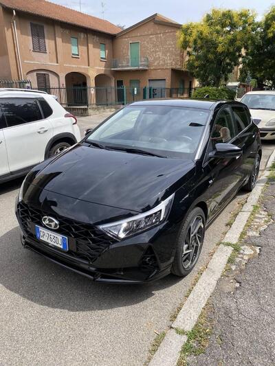 Hyundai i20 1.0 T-GDI 48V iMT Bose del 2023 usata a Monza