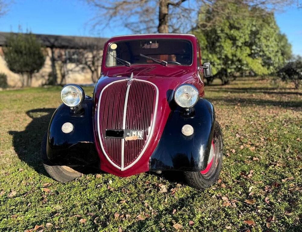 Fiat 500 Topolino d'epoca a Mantova