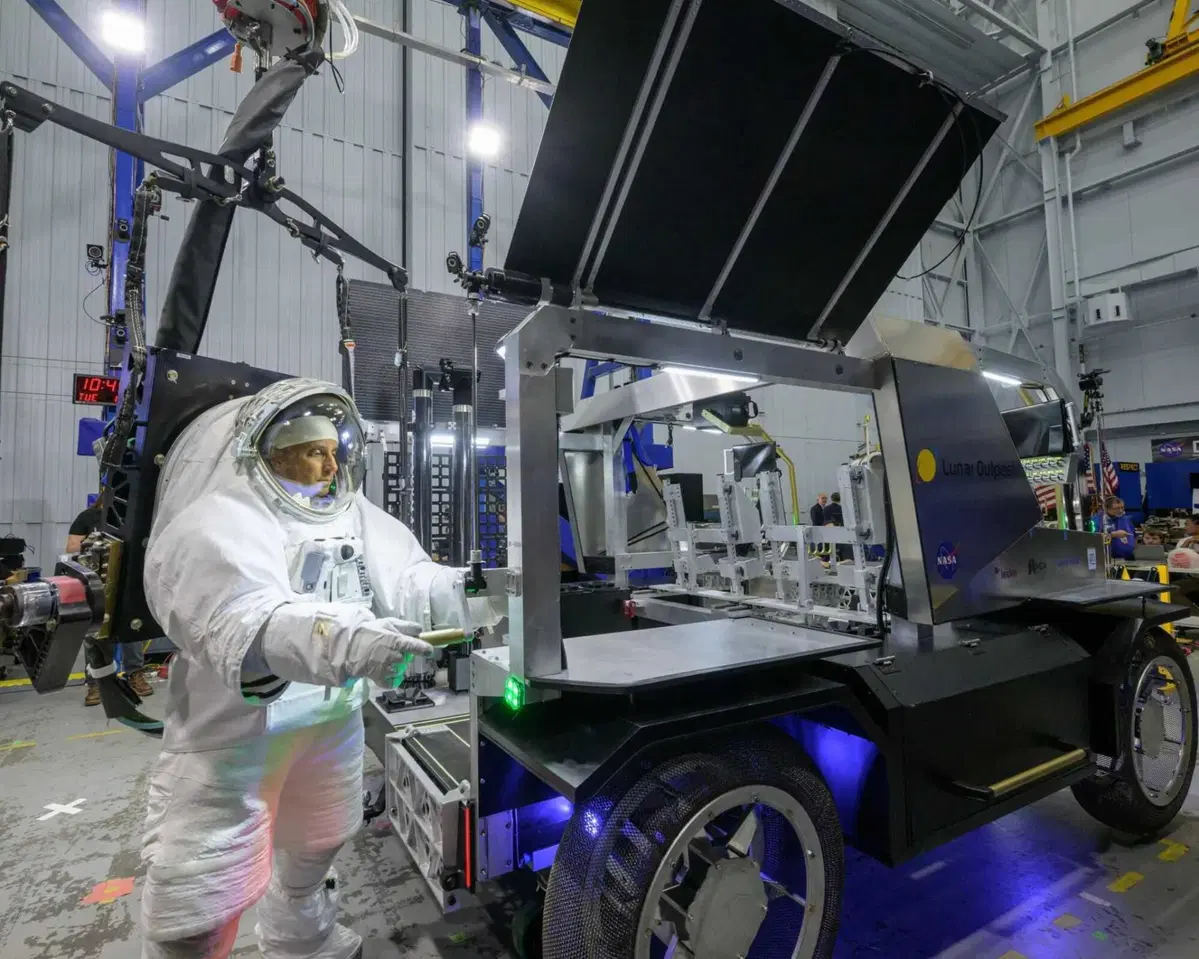 Auto lunari per la missione ARTEMIS: iniziano i test alla NASA (4)