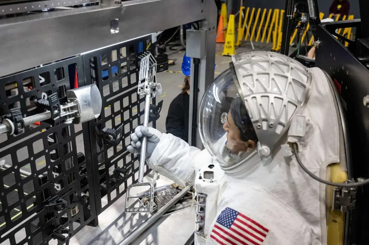Auto lunari per la missione ARTEMIS: iniziano i test alla NASA (5)