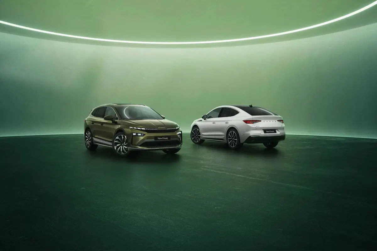 Skoda Enyaq 2025: il restyling è totale e l'autonomia cresce [VIDEO] (2)