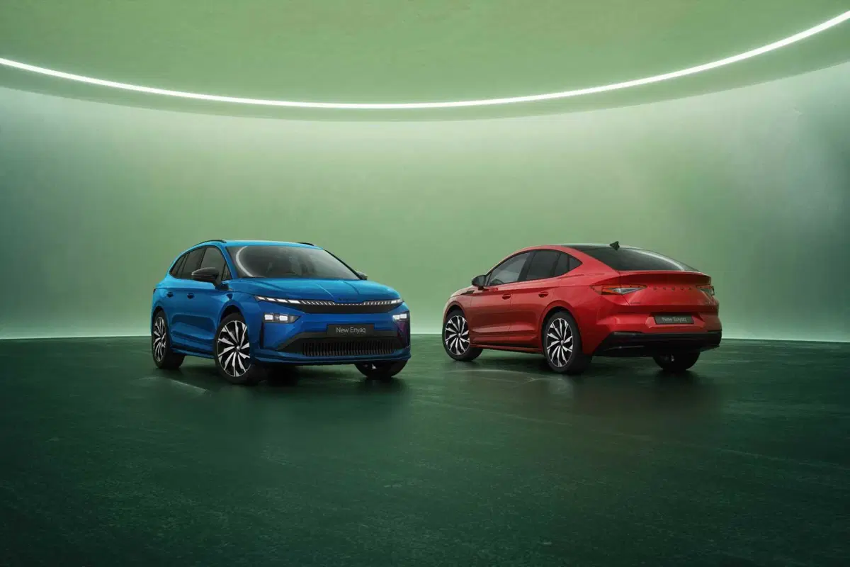 Skoda Enyaq 2025: il restyling è totale e l'autonomia cresce [VIDEO] (4)