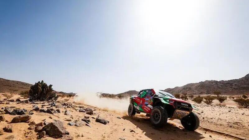 Dakar 2025. T4, Al Ula, Marathon, &quot;Michelangelo&quot; Sanders e Prince Al Rajhi [VIDEO]