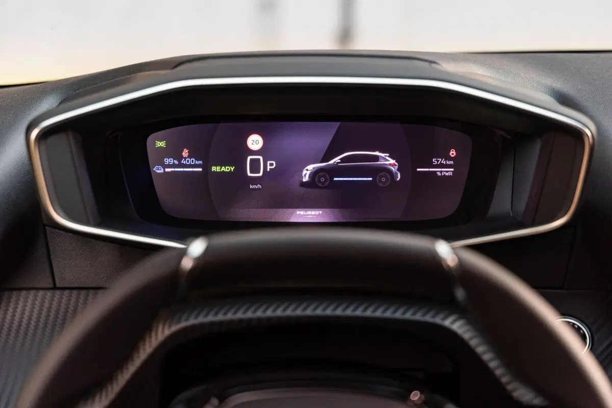 Peugeot 208: motorizzazioni, allestimenti, optional e prezzi. Guida all’acquisto (10)