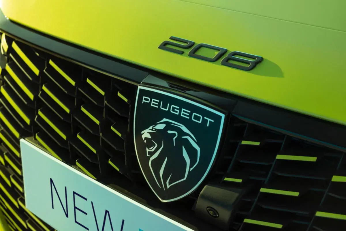 Peugeot 208: motorizzazioni, allestimenti, optional e prezzi. Guida all’acquisto (14)
