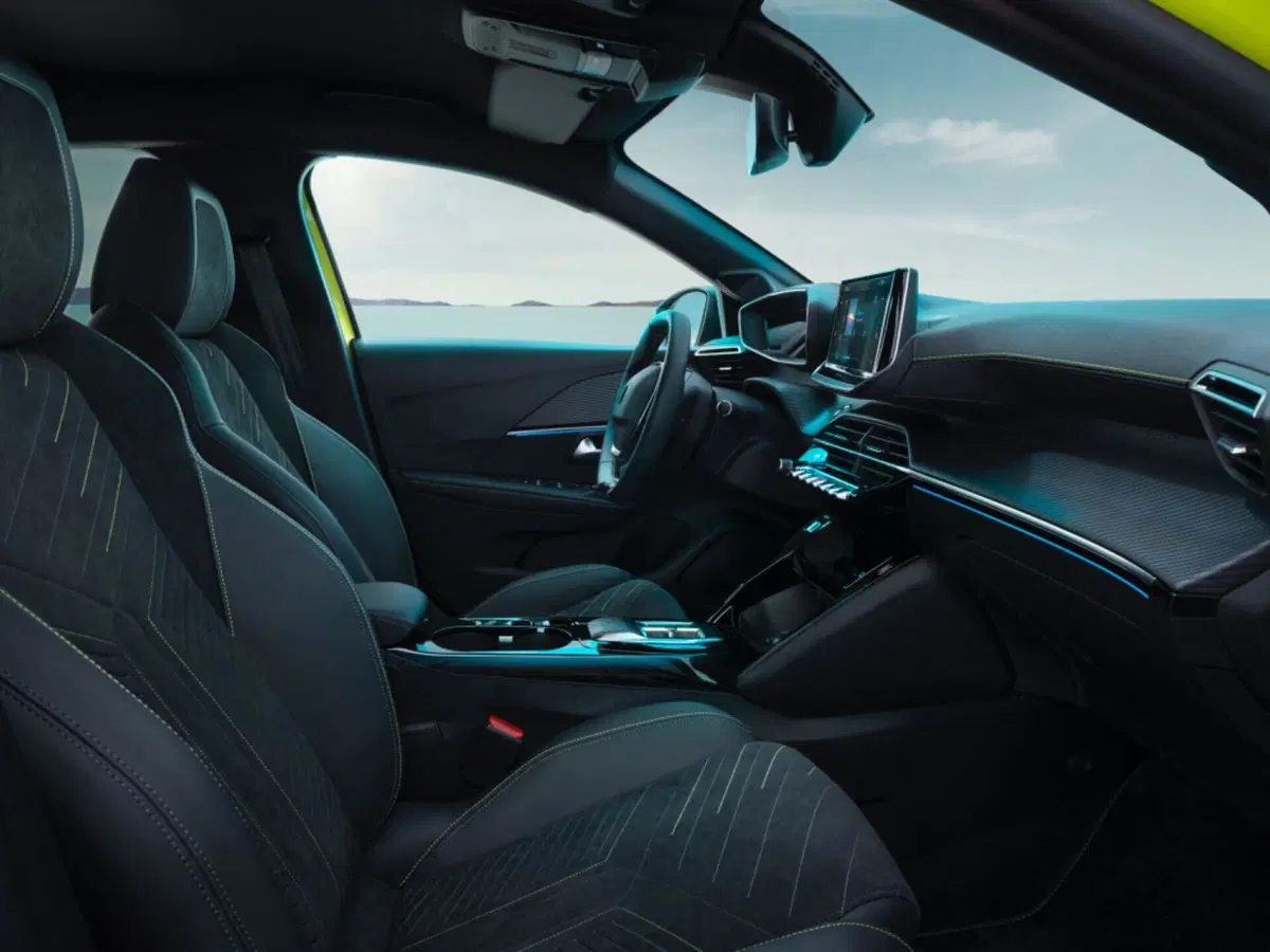 Peugeot 208: motorizzazioni, allestimenti, optional e prezzi. Guida all’acquisto (24)