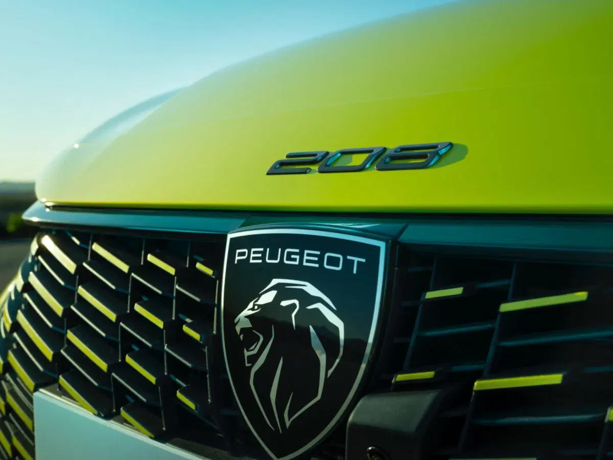 Peugeot 208: motorizzazioni, allestimenti, optional e prezzi. Guida all’acquisto (31)