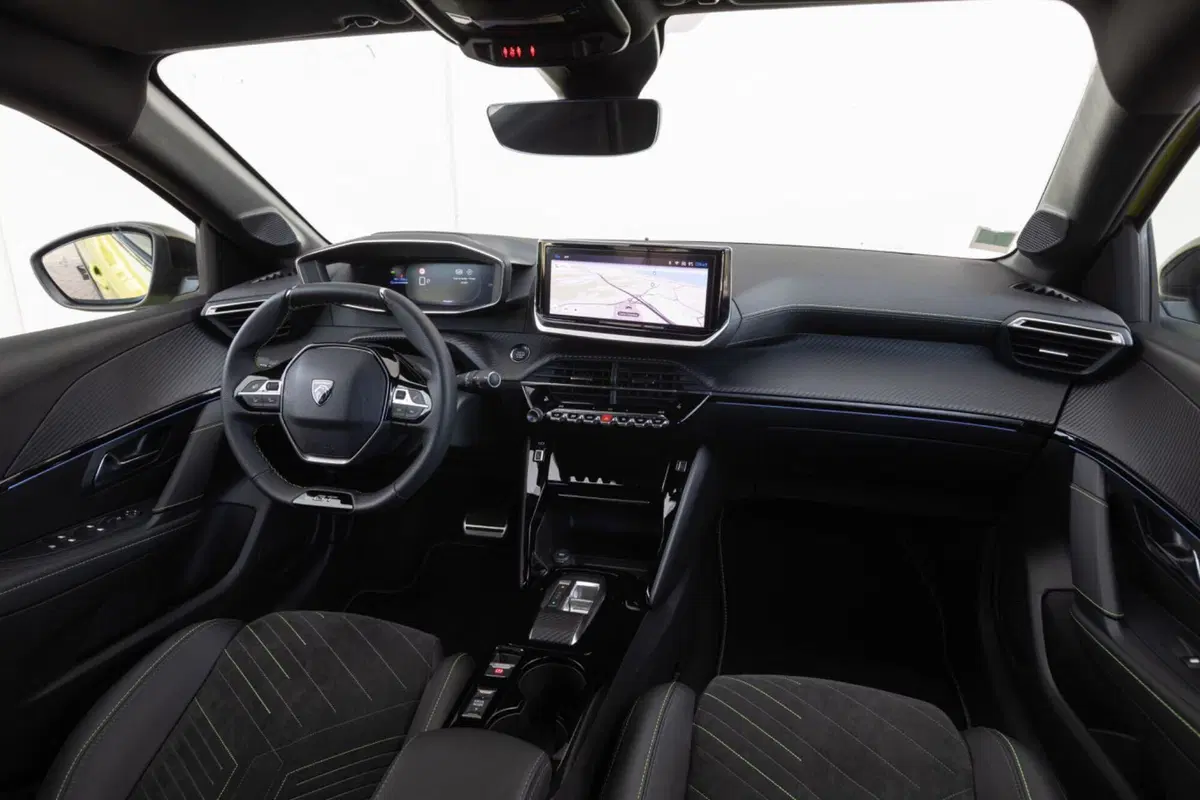 Peugeot 208: motorizzazioni, allestimenti, optional e prezzi. Guida all’acquisto (7)
