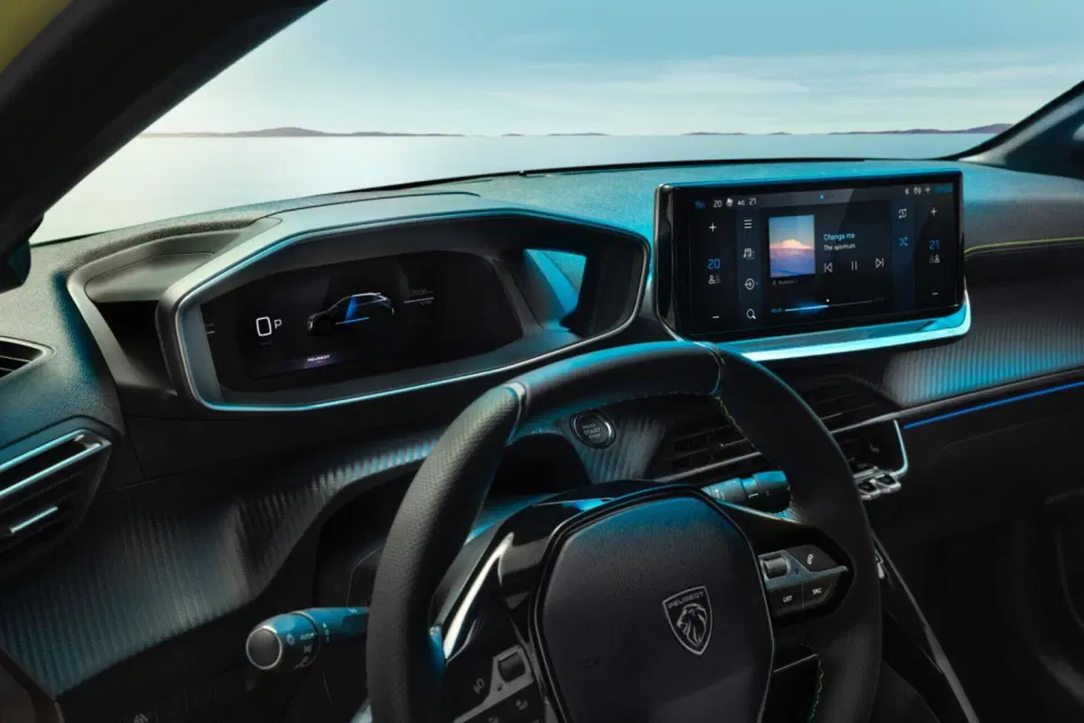 Peugeot 208: motorizzazioni, allestimenti, optional e prezzi. Guida all’acquisto (11)