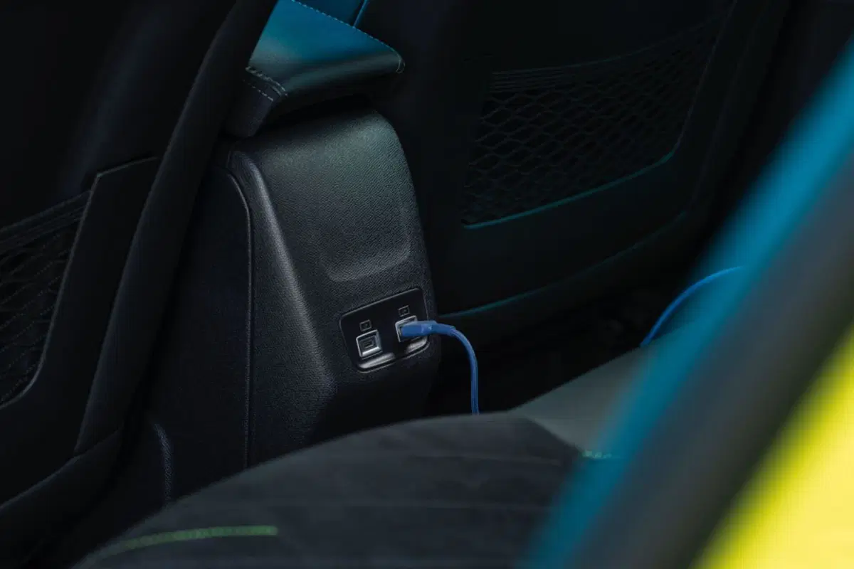 Peugeot 208: motorizzazioni, allestimenti, optional e prezzi. Guida all’acquisto (12)