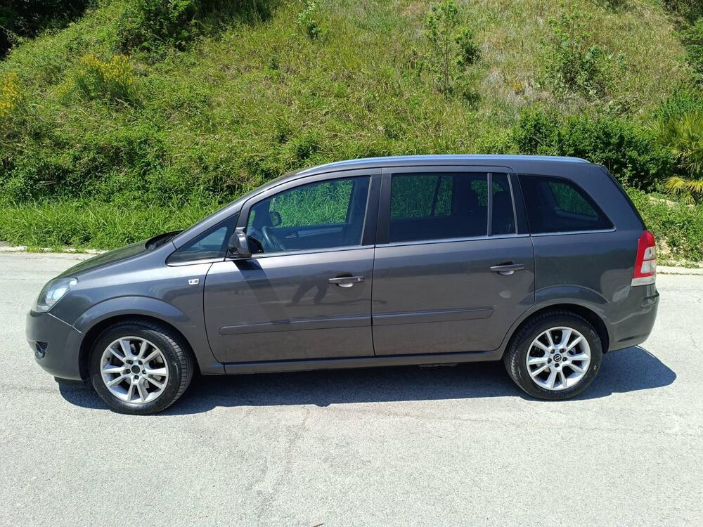 Opel Zafira usata a Chieti