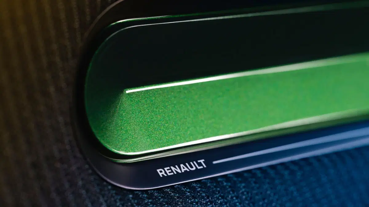 Renault Twingo E-Tech, ecco com'è fatta dentro l'elettrica della nostalgia [VIDEO] (7)