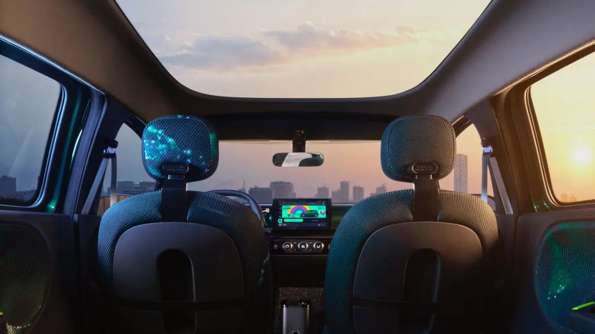 Renault Twingo E-Tech, ecco com'è fatta dentro l'elettrica della nostalgia [VIDEO] (2)