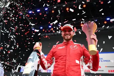 Formula E. Oliver Rowland conquista l'E-Prix di Citt&agrave; del Messico 2025