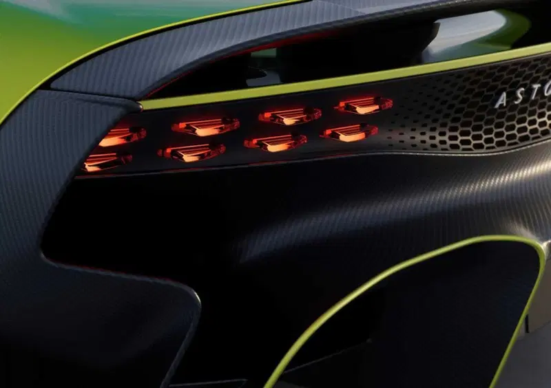 Aston Martin Valhalla (2024-->>) (26)