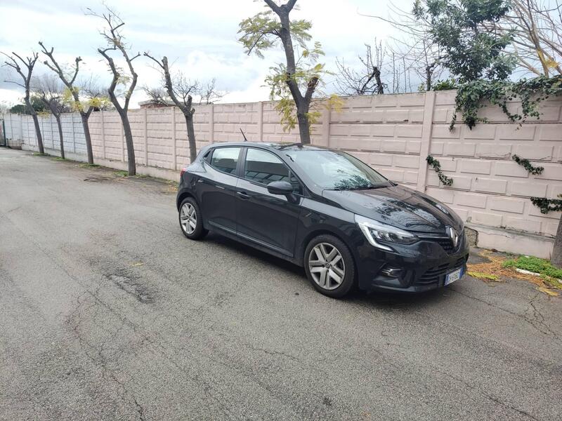 Renault Clio TCe 90 CV 5 porte Business  del 2022 usata a Foggia