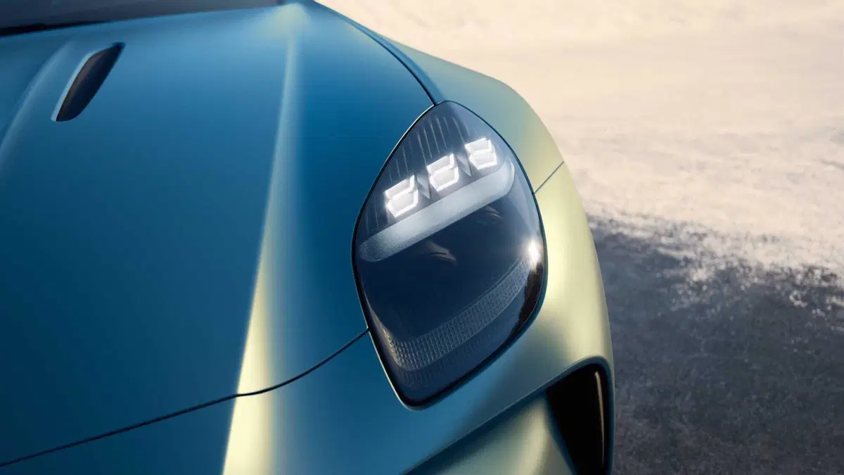 Aston Martin Vantage Roadster: l'8 cilindri da 665 CV si toglie il tetto  (19)