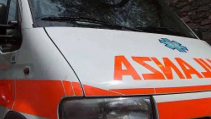 "Sei un moscerino sulla mia Porsche" e picchia un medico: condannato 