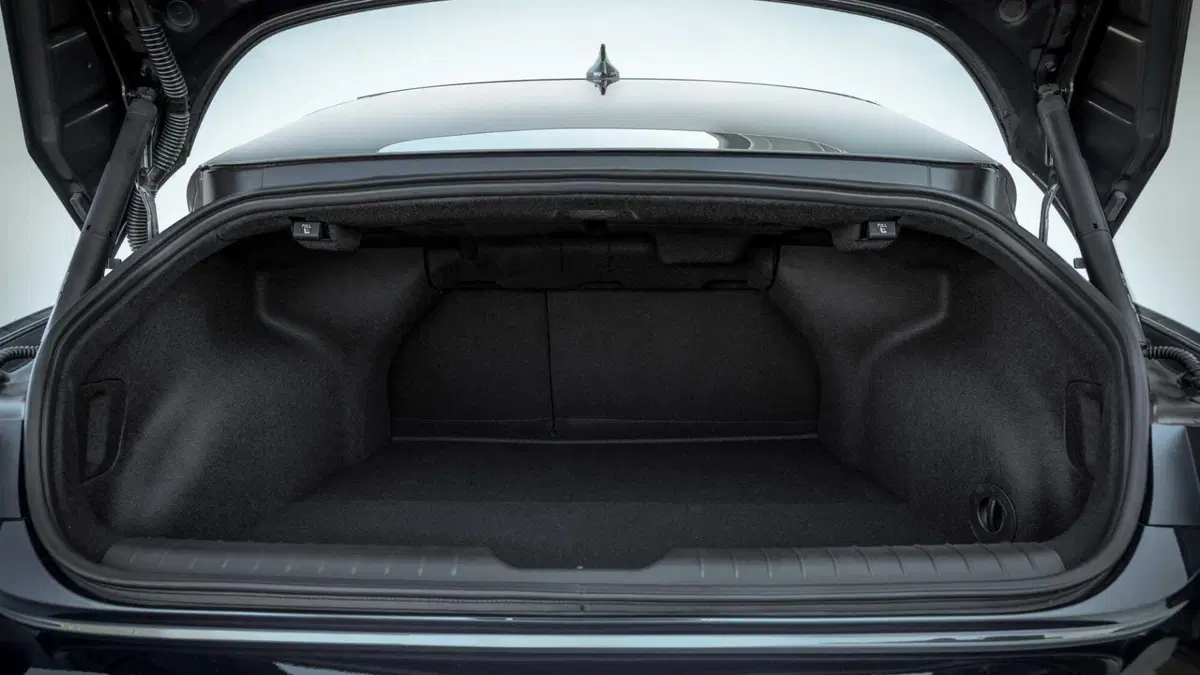 Hyundai Ioniq 6 (2022-->>) (12)